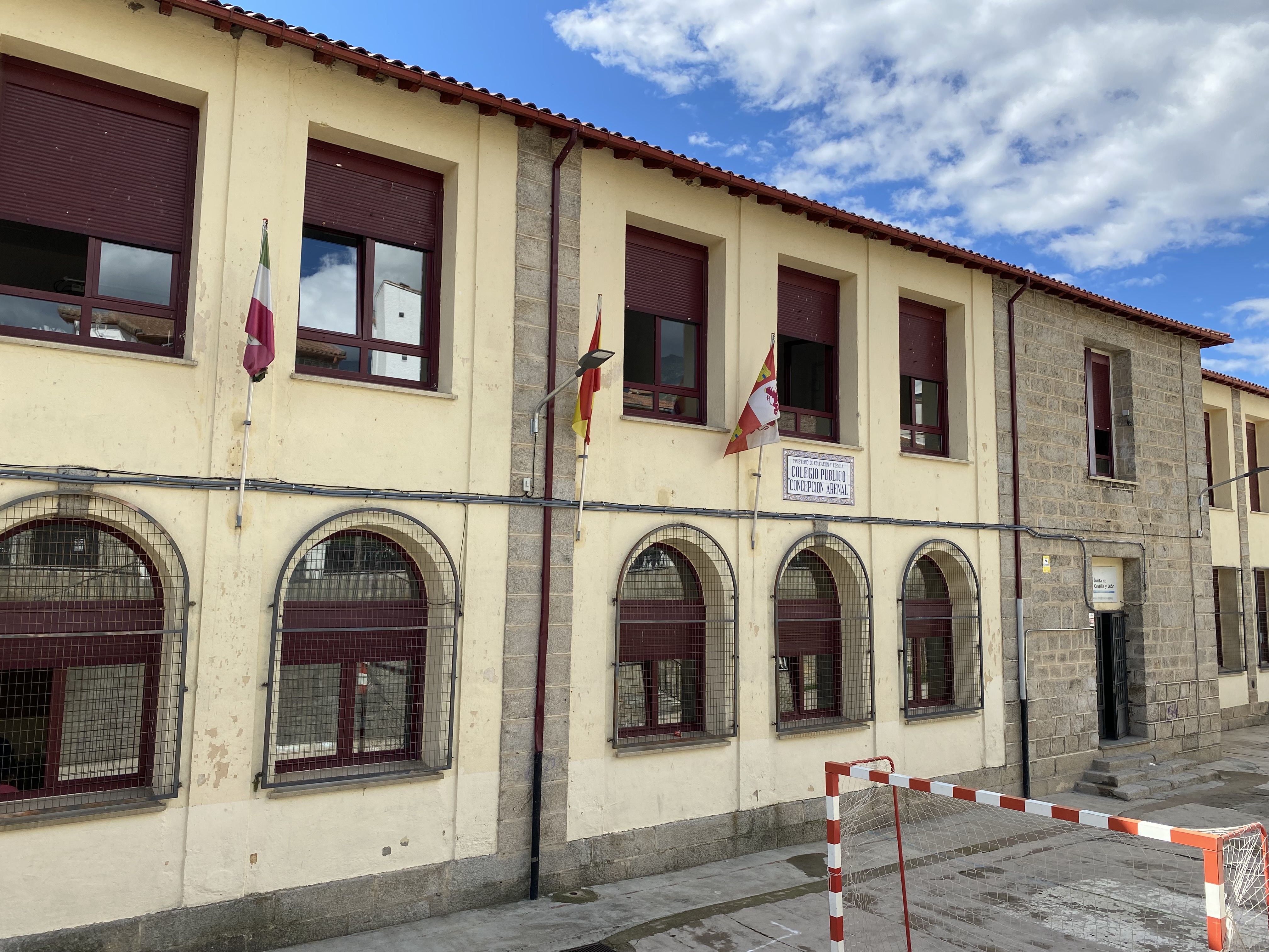 FACHADA